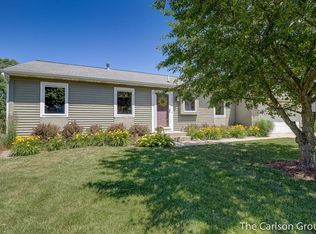 6885 Adaridge Dr SE, Ada, MI 49301