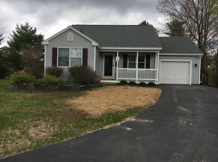 16 Bouchard Dr, Gorham, ME 04038