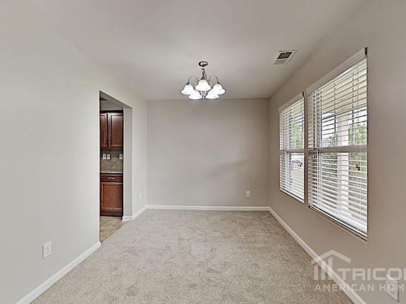 5th image of 1167 Valley St