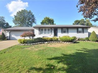 118 Circle View Ct, New Middletown, OH 44442