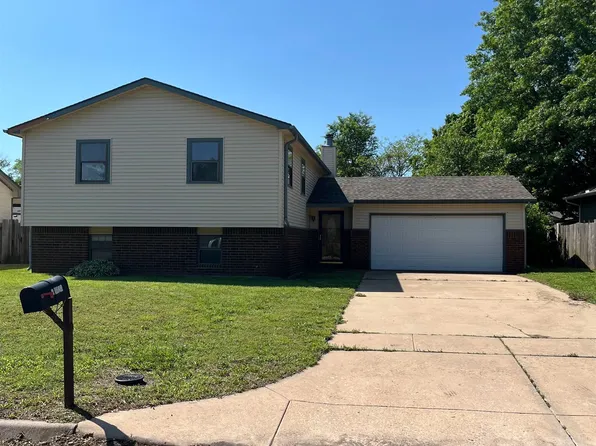 10023 W Esthner St, Wichita, KS 67209
