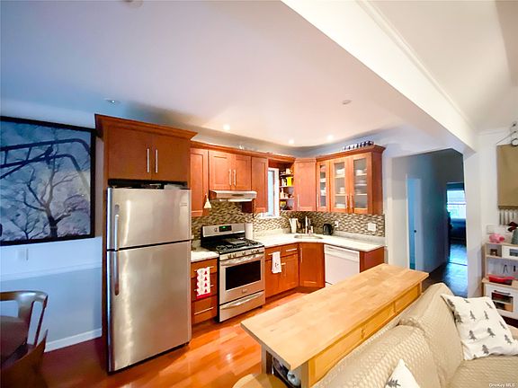 3rd image of 28-47 49th St