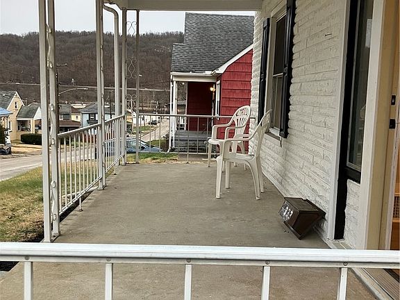 3rd image of 333 Heaslett Ave