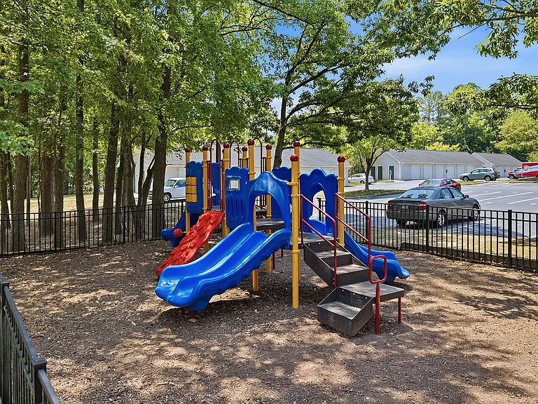 Avana 55Twelve — Photo 28