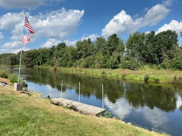 21 Friendship Ln, Marshall, MI 49068
