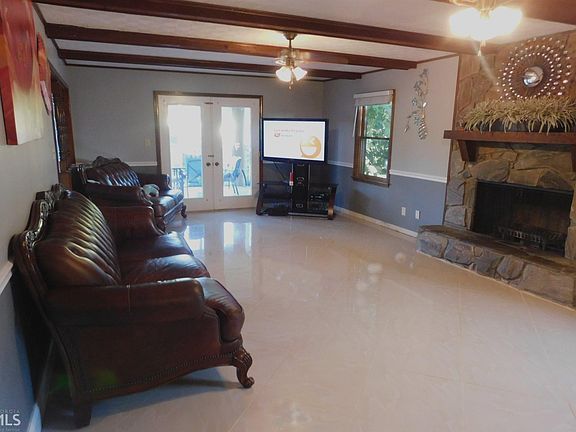 4th image of 130 Heritage Farm Ln