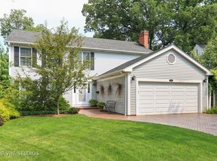 613 S Bristol Ln, Arlington Heights, IL
