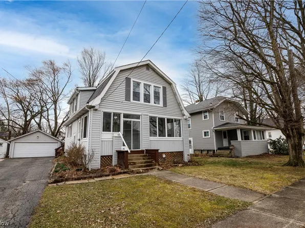 142 Orchard St, Newton Falls, OH 44444