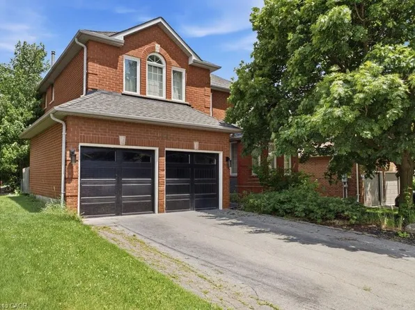 131 Huntingwood Ave, Hamilton, ON L9H 6X5