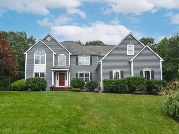 38 Old North Trl, Mansfield, MA 02048