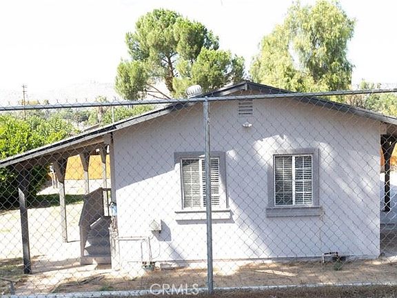 4th image of 31164 Sunny Ave