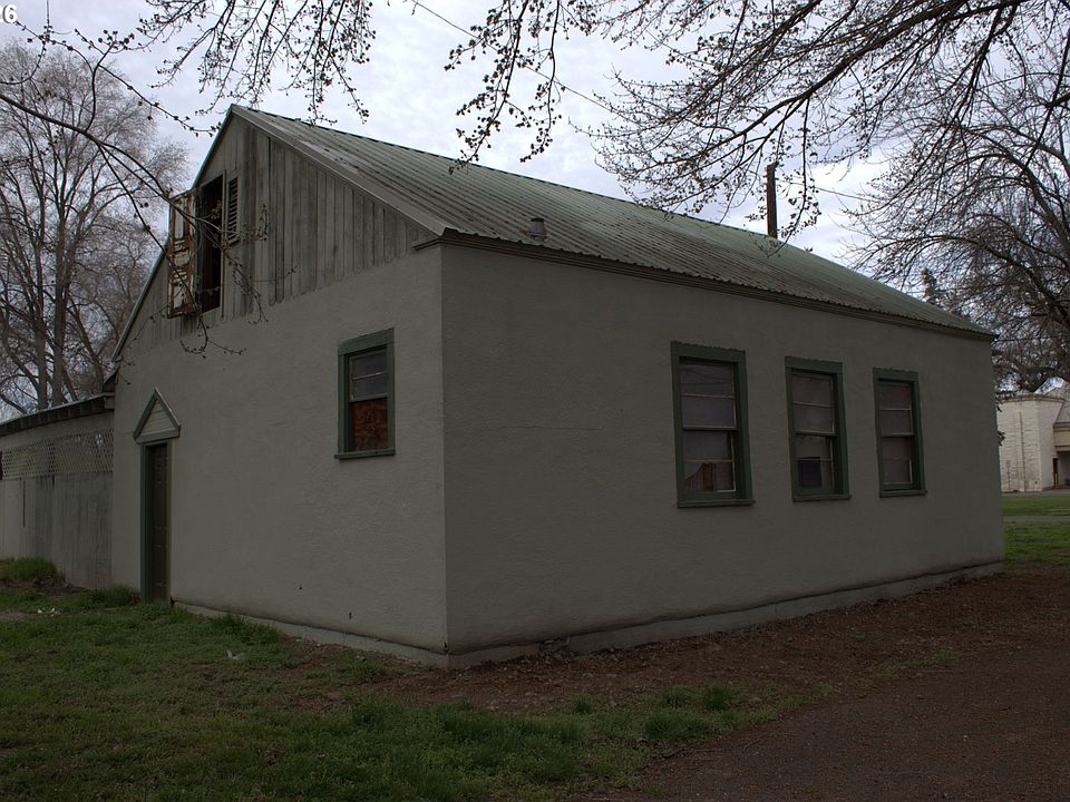 1st image of 316 SW 22nd St