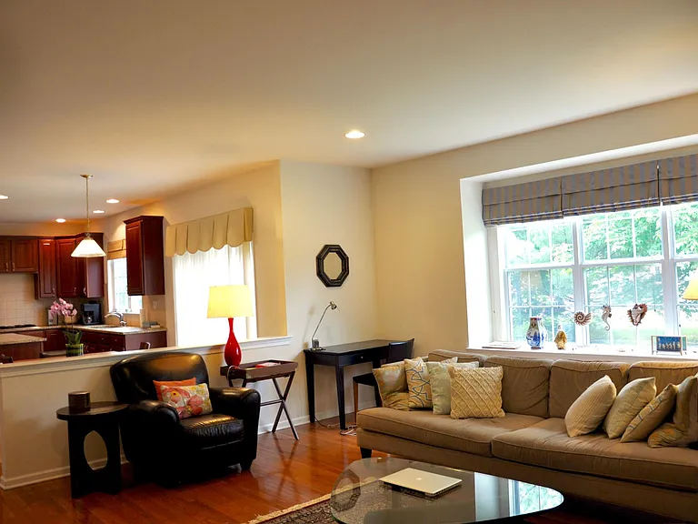 215 Roosevelt Dr — Photo 6