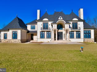 9416 Georgetown Pike, Great Falls, VA 22066