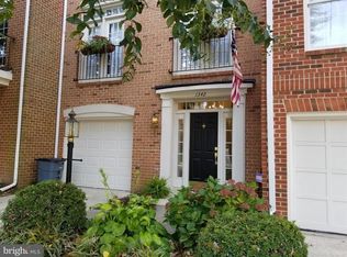 1342 Sundial Dr, Reston, VA 20194