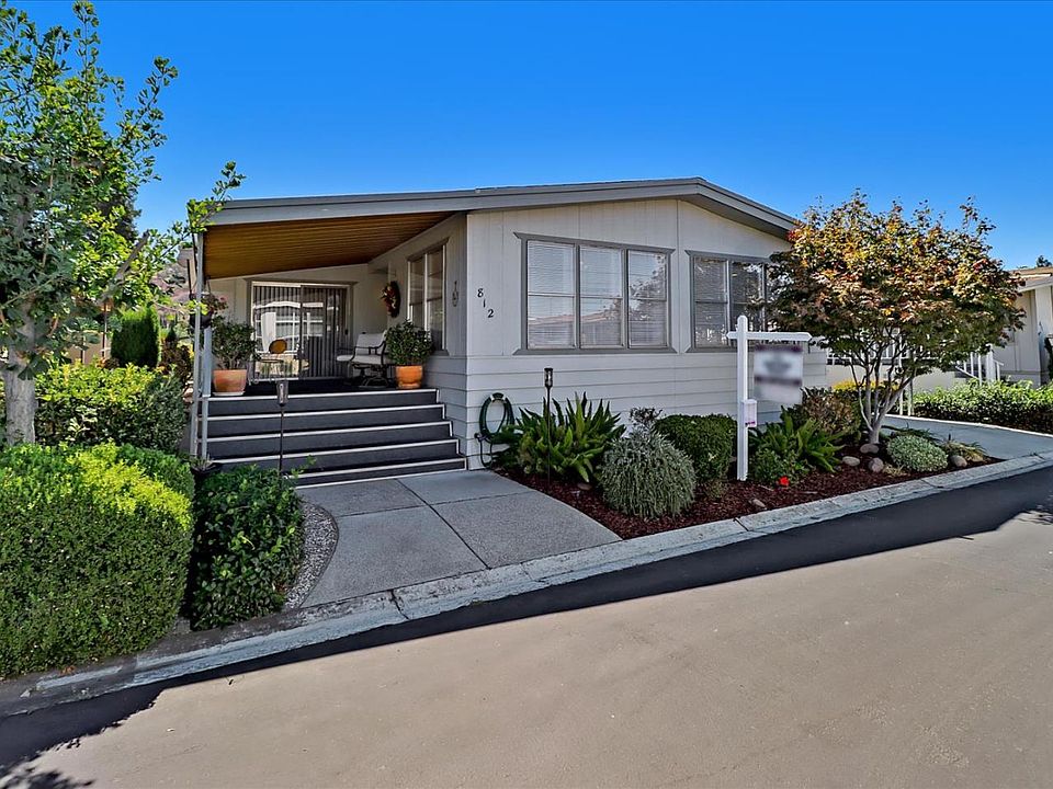 1st image of 812 Villa Teresa Way #812