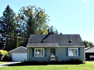 921 Brad St, Lansing, MI 48911