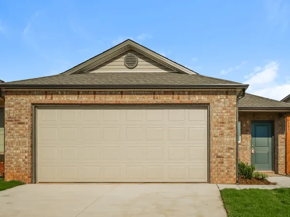 10049 Blackjack Rd, Yukon, OK