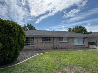 614/616 N Yelm St, Kennewick, WA 99336