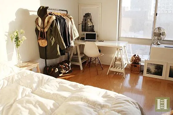 Rented by Halstead Real Estate | media 37