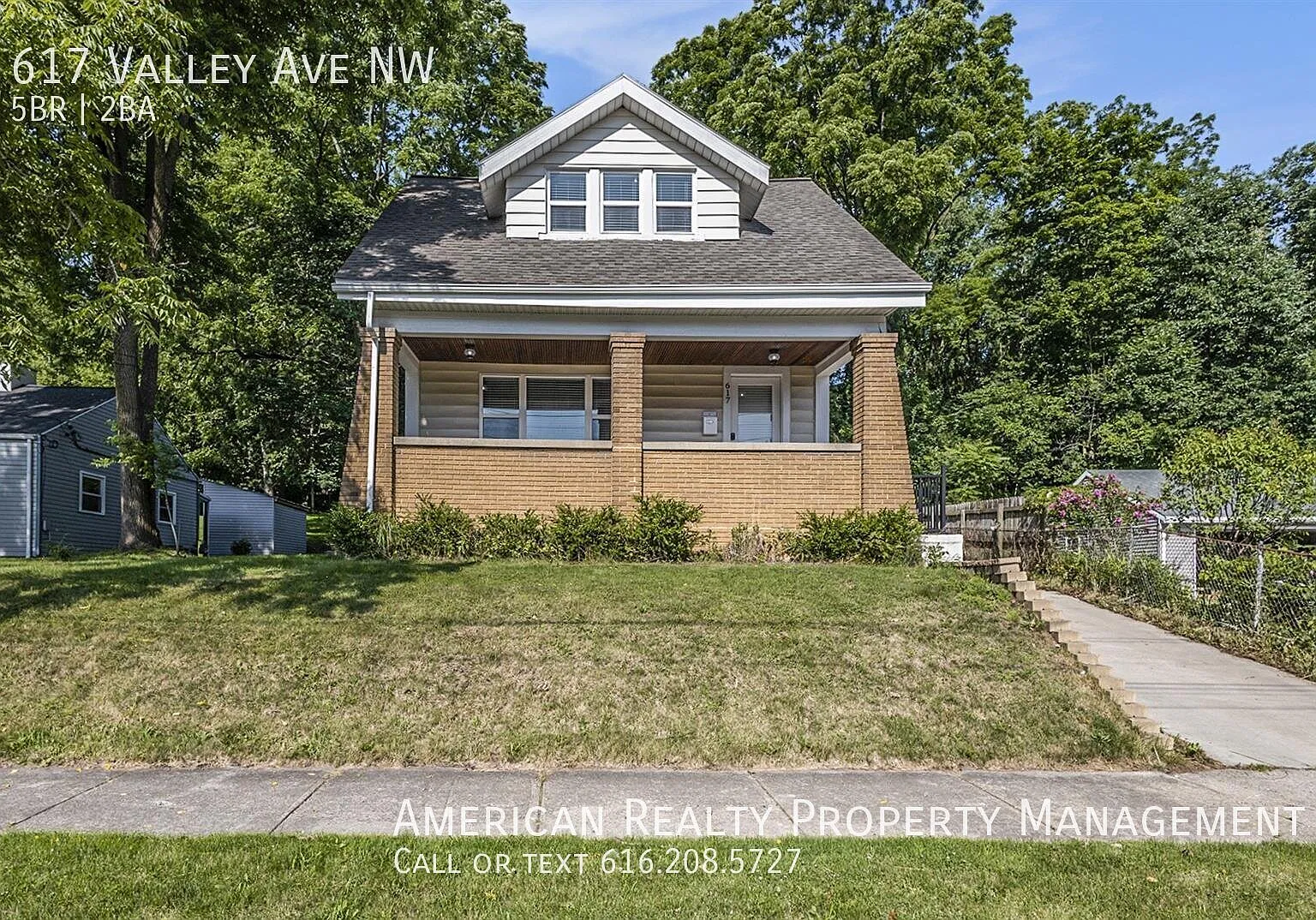 5 bed, 2100 sqft, $3,100 — Photo 1