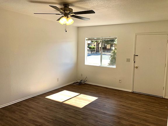 2nd image of 1933 Florence Ave APT 1