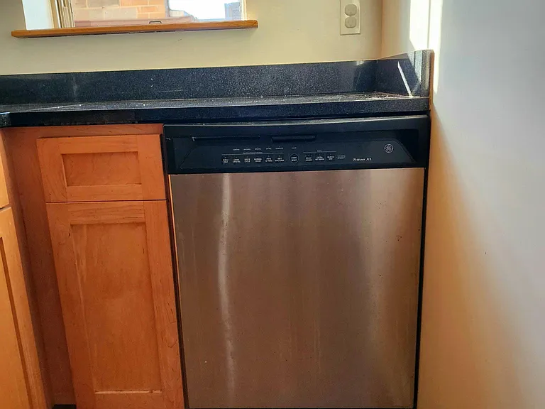 1417 Newton St NW #307 — Photo 22