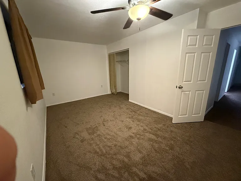 1343 Clay St — Photo 5