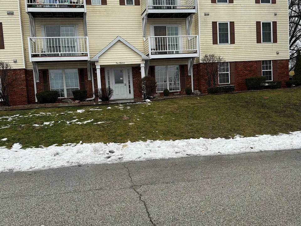 106 Huckleberry Heights Dr #106
