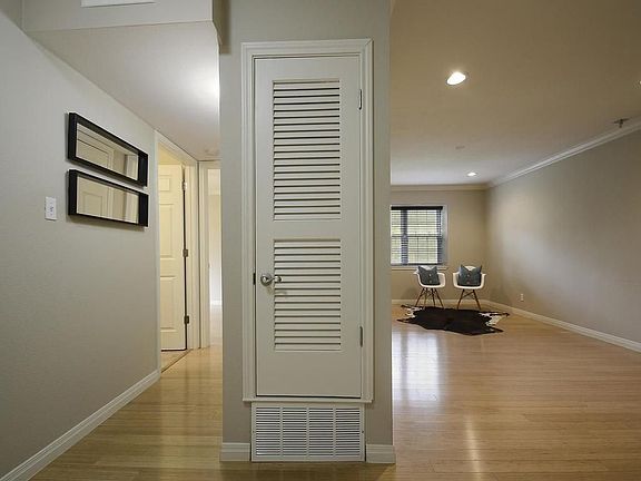 5th image of 900 S Lamar Blvd APT 312