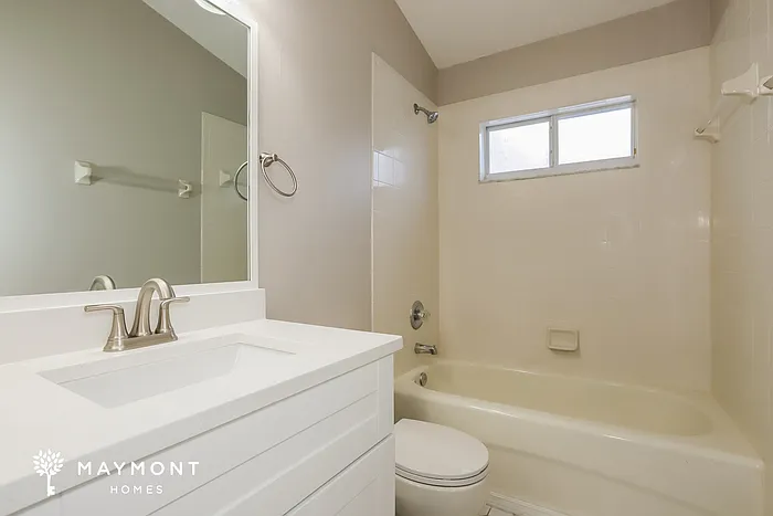 9726 White Barn Way — Photo 10