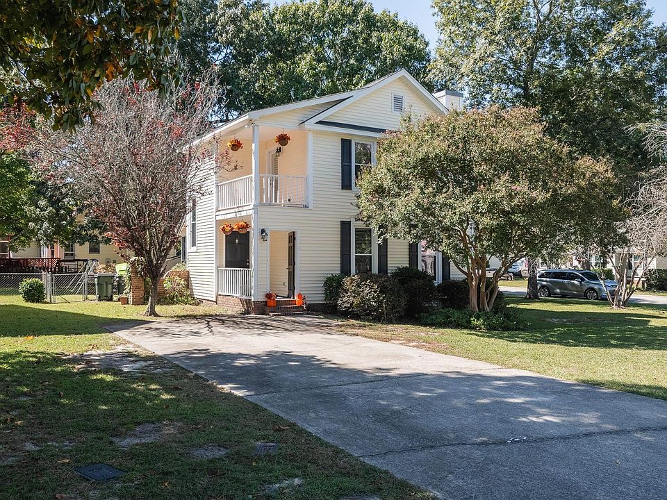 1st image of 197 Ashton Cir