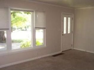4705 W 75th St, Prairie Village, KS 66208