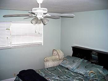4th image of 1653 Truckee Way