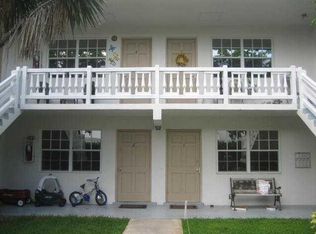 5250 SW 90th Way, Fort Lauderdale, FL 33328