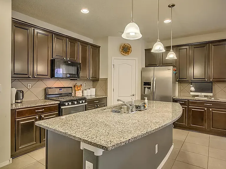 613 Palo Alto Dr NE — Photo 6