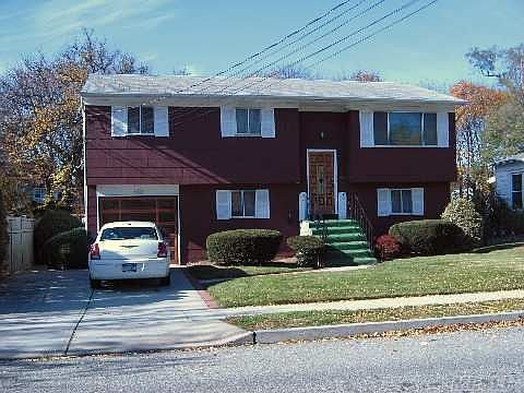 1st image of 140 Bedell St