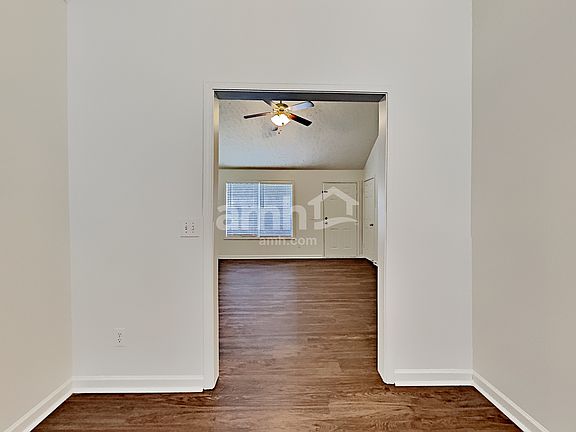 5th image of 3001 Mesquite Dr