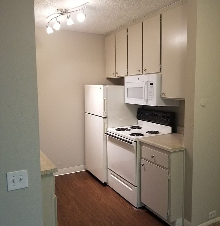 1st image of 1616 Q St APT 09