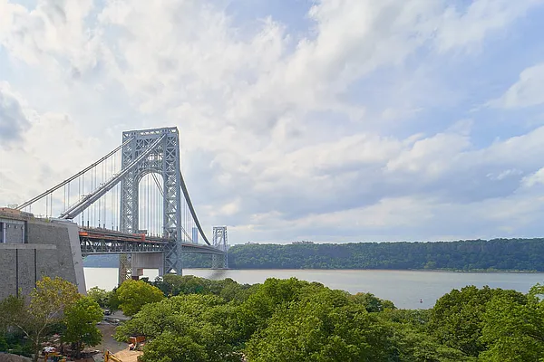 Rented by Living New York | media 9