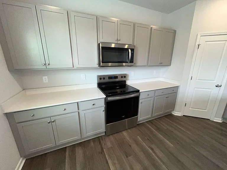 503 Sandy Hollow Dr — Photo 9