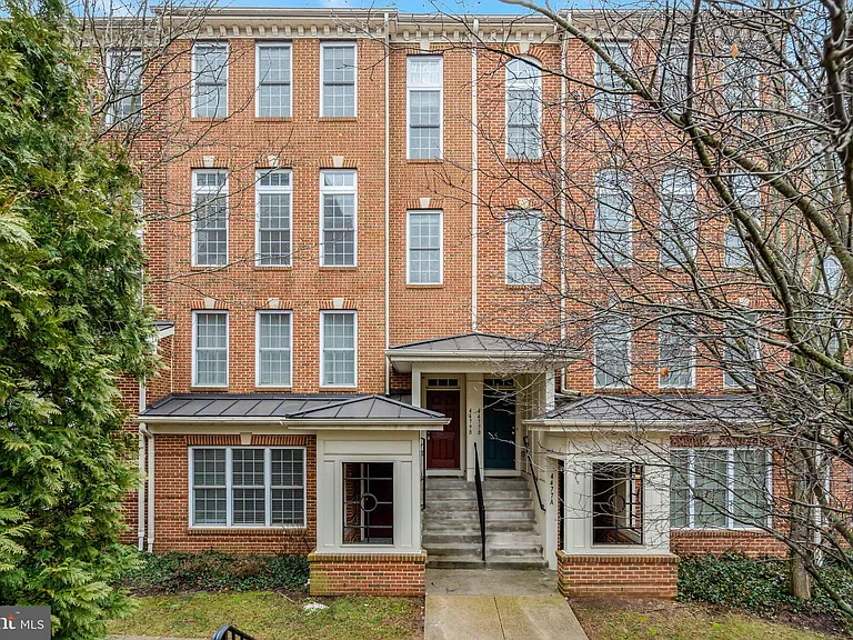4479 Beacon Grove Cir #B — Photo 1