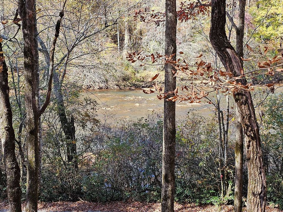 1st image of 11A River Cove Ln