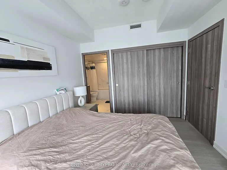 27 McMahon Dr #1806 — Photo 25