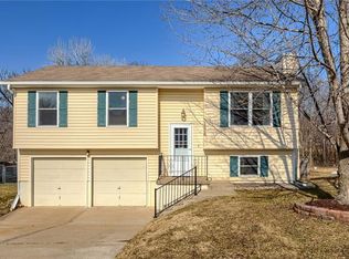 1828 Gates Dr W, Platte City, MO 64079