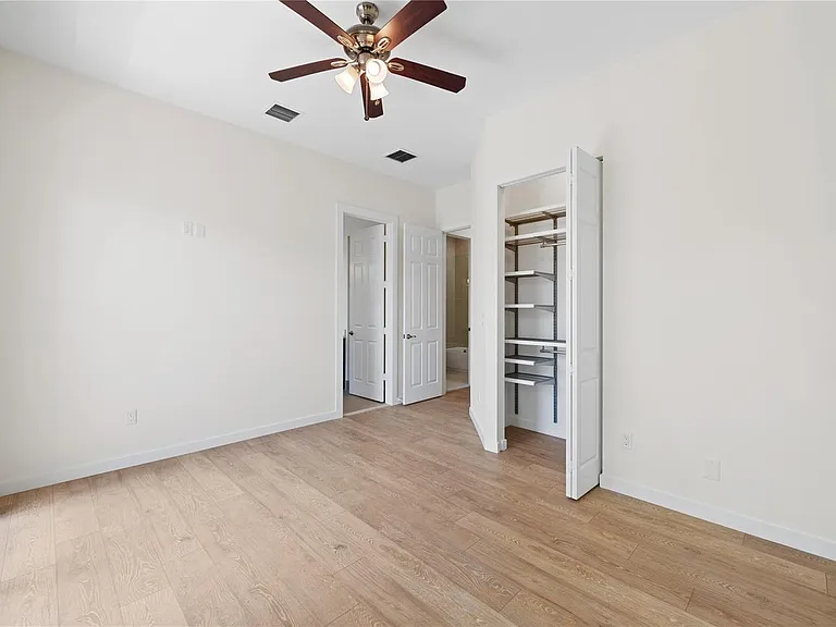 1430 SW 4th Ave #1430 — Photo 6