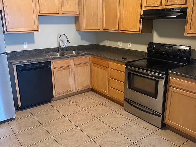 2116 S 9th St #2116 — Photo 3