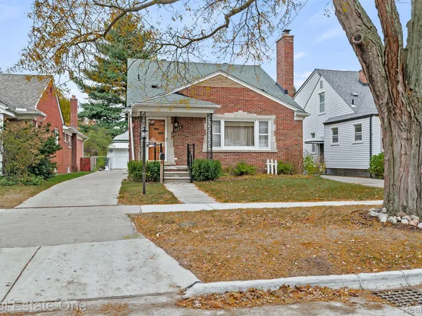 3604 Grindley Park St, Dearborn, MI 48124