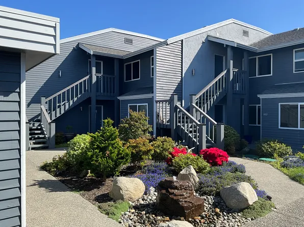 2001 Skyline Way, Anacortes, WA 98221