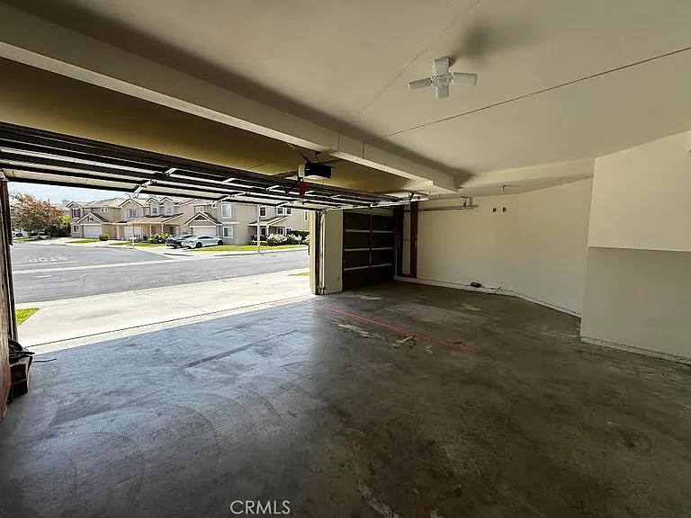 16318 Star Crest Dr — Photo 21